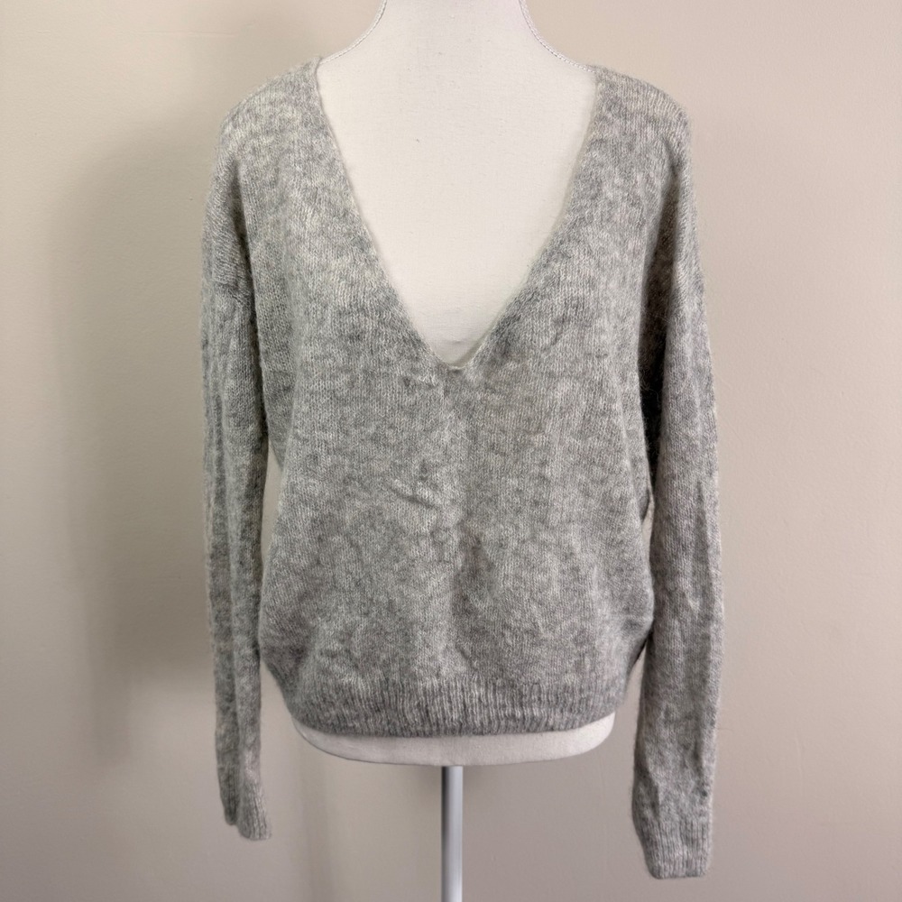 Free People Alpaca Wool Blend Deep V-Neck Sweater Gray Small Relaxed Fit Cozy S